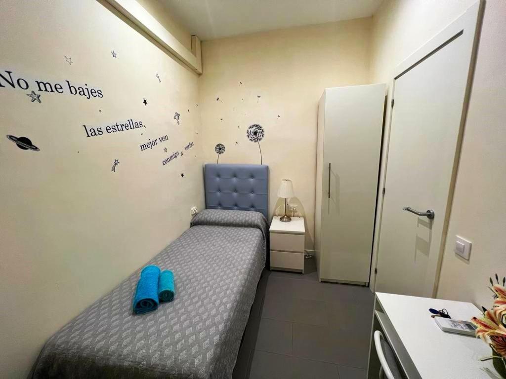 Rooms On Balmes Bed & Breakfast *
